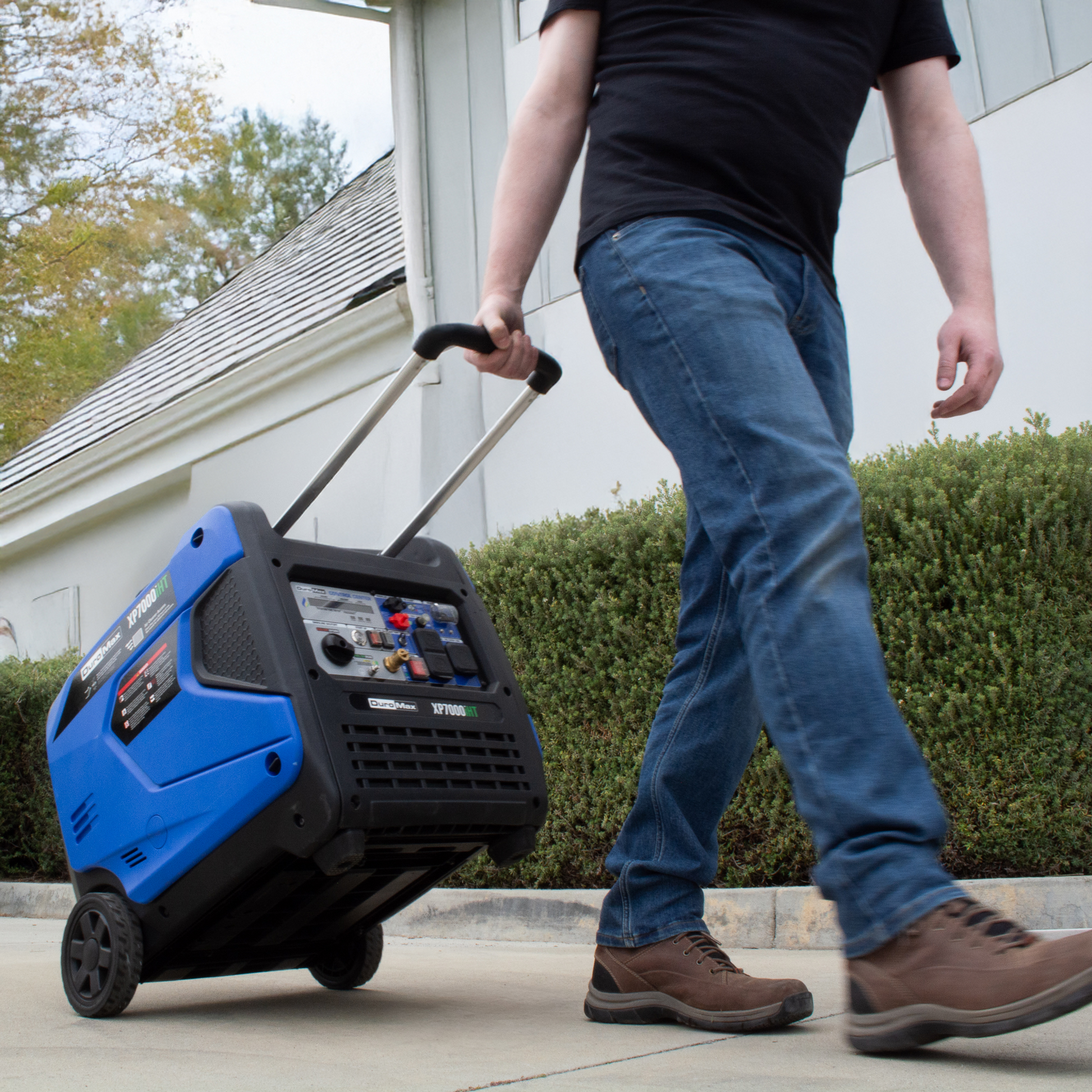 DuroMax XP7000iHT 7,000 Watt Portable Tri Fuel Inverter Generator - Quiet, Low THD