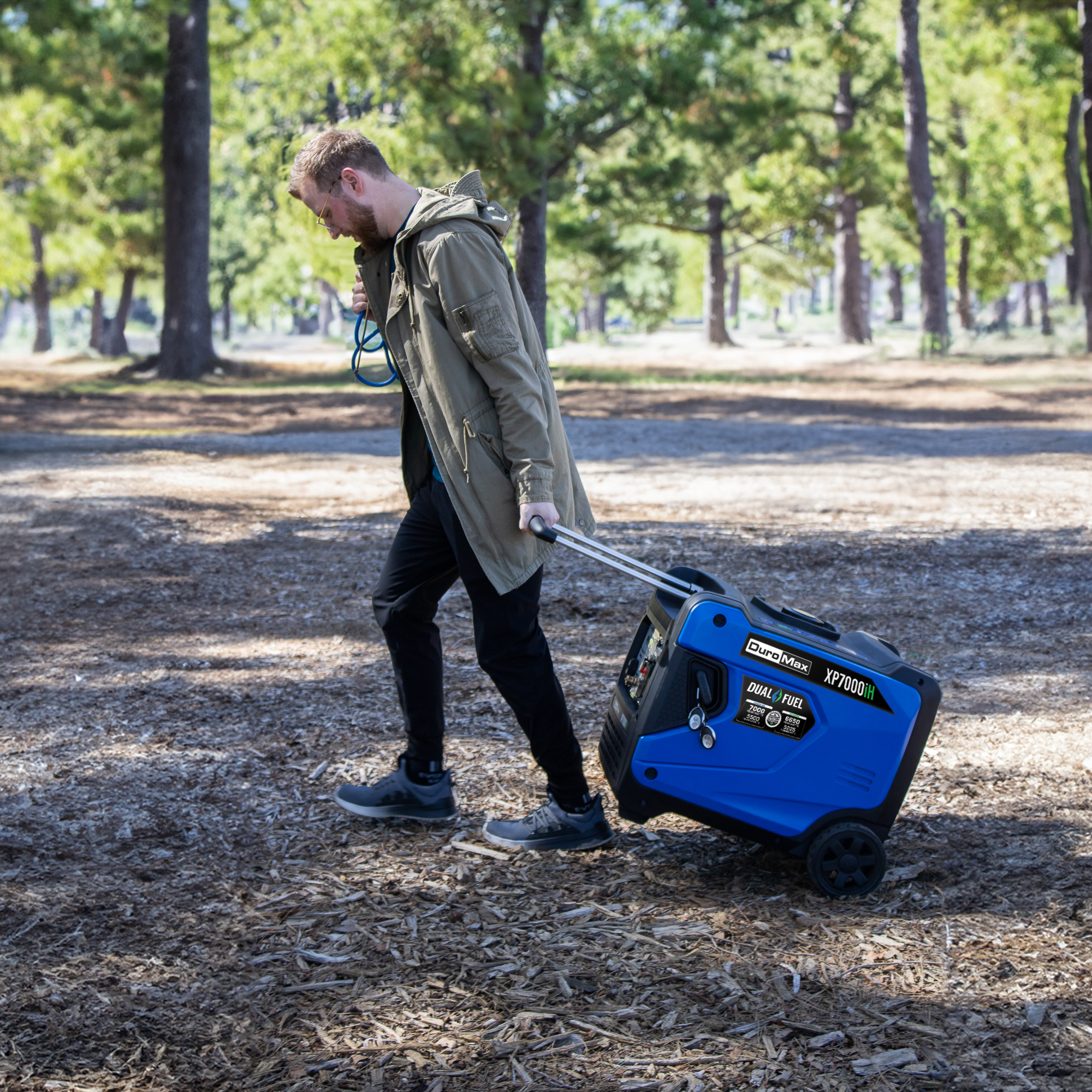 DuroMax XP7000iH 7,000 Watt Portable Dual Fuel Inverter Generator - Quiet, Low THD