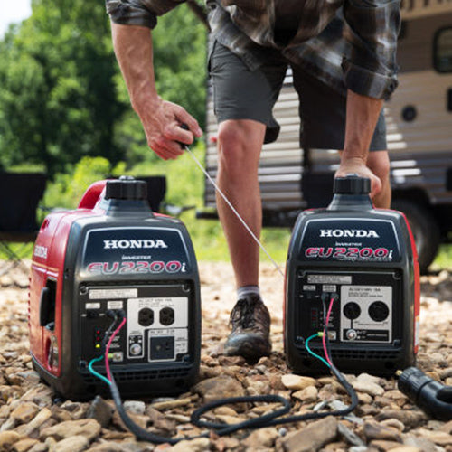 Honda EU2200i 2,200 Watt Super Quiet Gas Power Portable Inverter Generator - Reconditioned